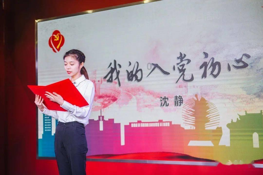 生日快乐!乔治娜晒照庆祝30岁生日